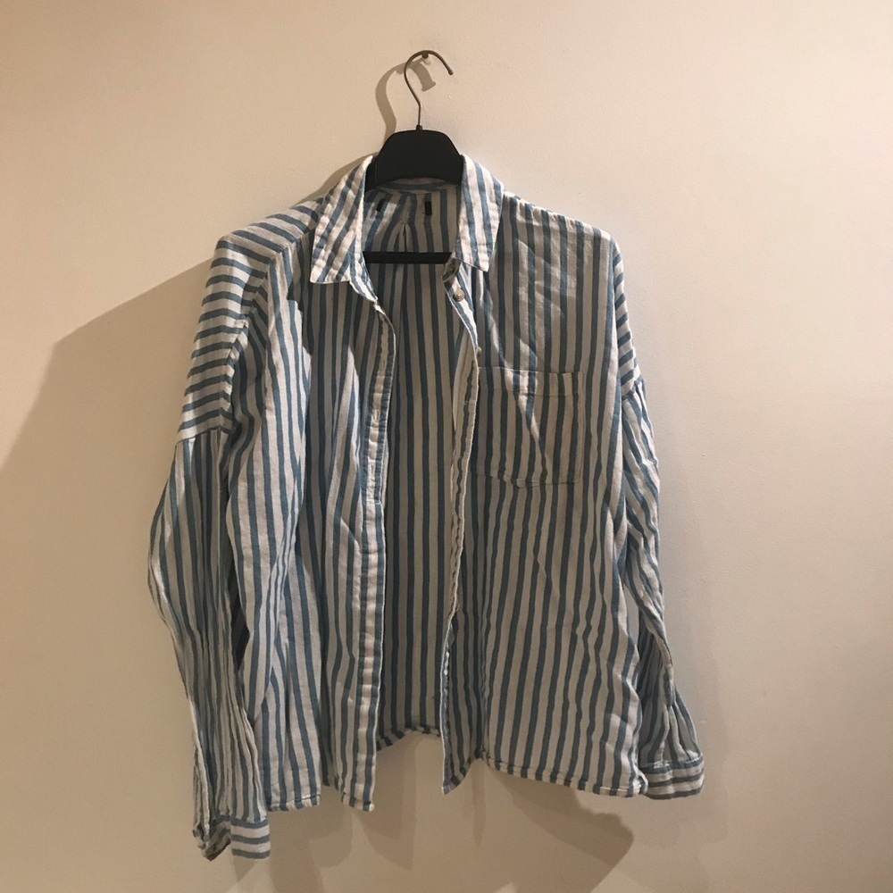 3/15$ Forever 21 dress shirt